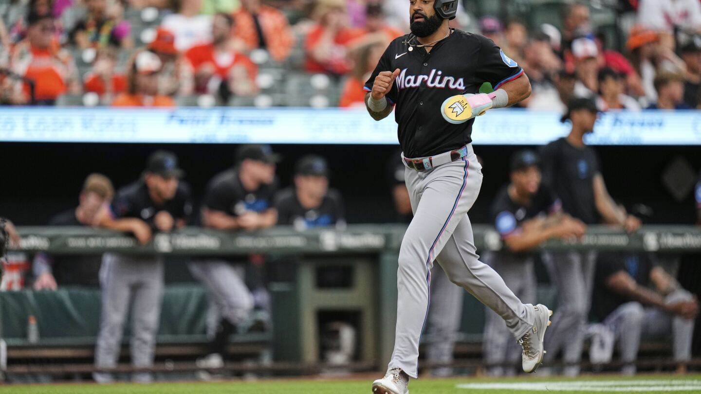 Marlins reinstate Derek Hill from injured list, designate Jack Winkler for assignment