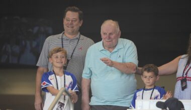 Atlanta Braves honor 1995 World Series champions with Bobby Cox leading the parade