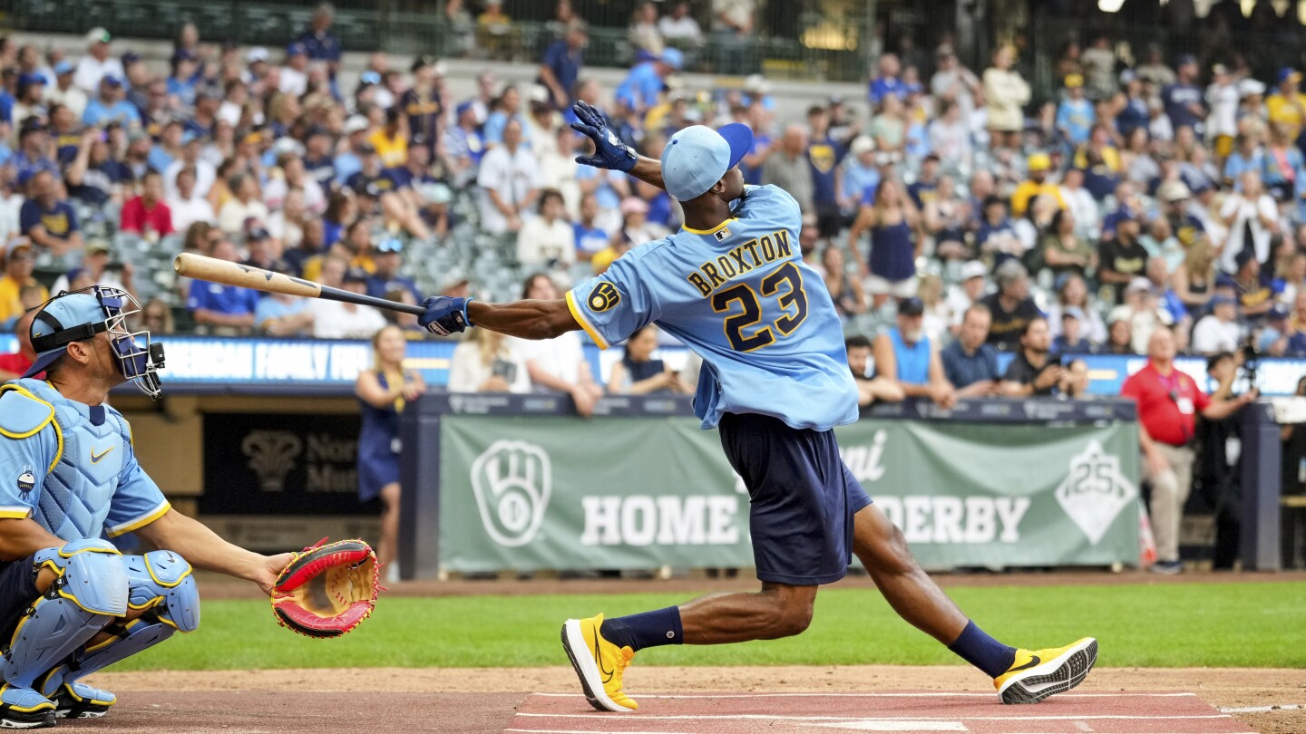 Home run derby success: Milwaukee Brewers' alumni event inspires other clubs