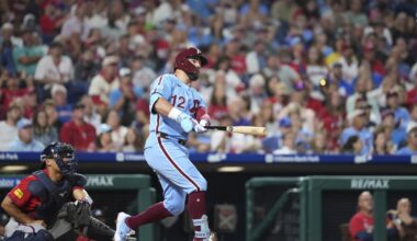 Kyle Schwarber hits 4 HRs, has Phillies-record 9 RBIs in 19-4 romp over the Braves