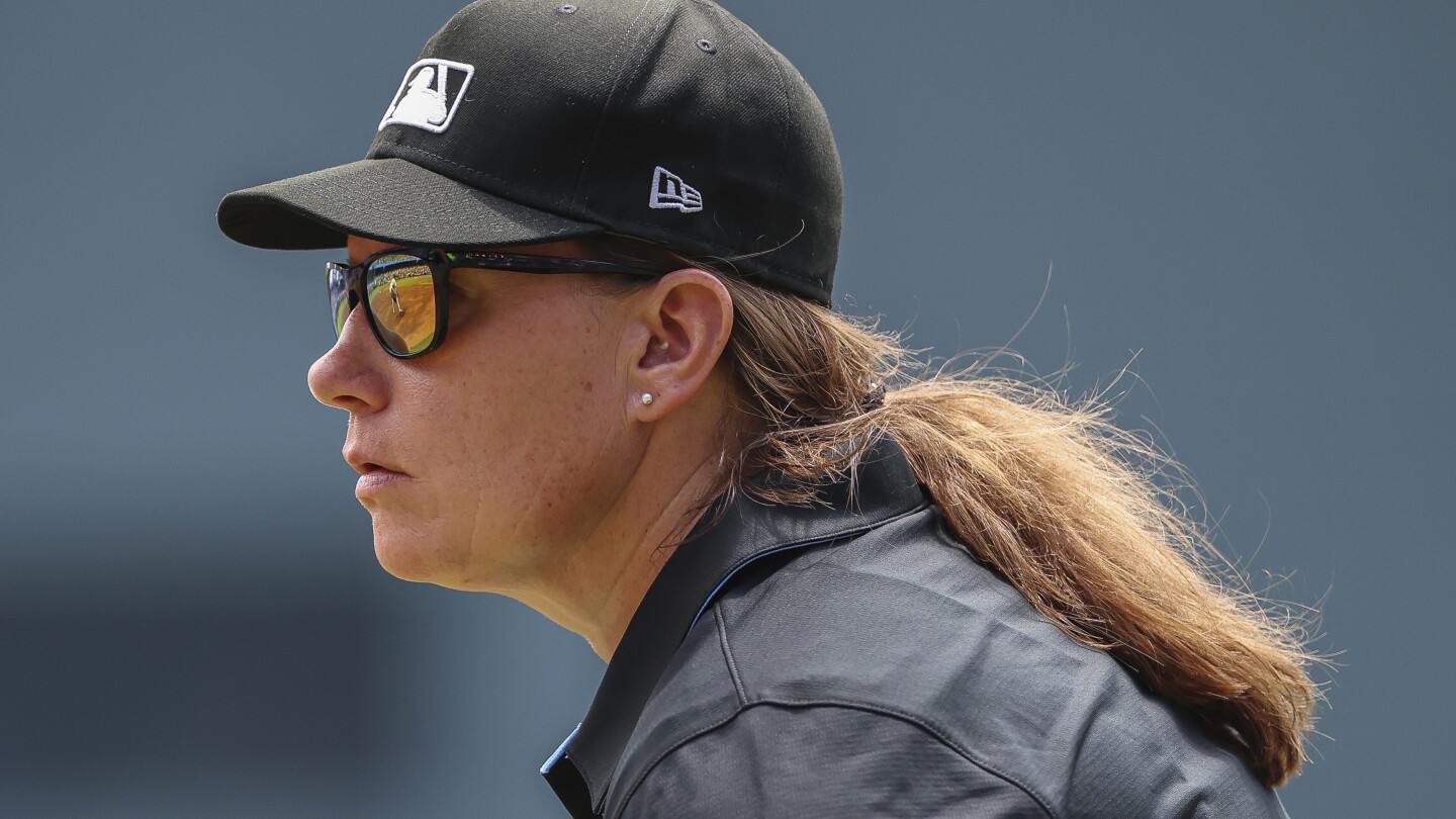 Jen Pawol breaks MLB's gender barrier as first female umpire