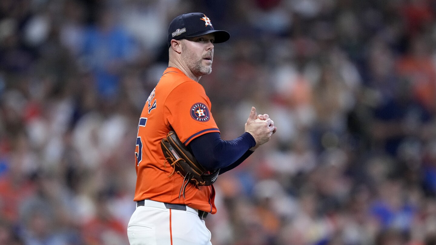 Cubs finalize trade with Astros for reliever Ryan Pressly