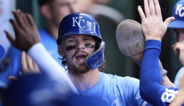 Vinnie Pasquantino's homer in 4th straight game helps lift Royals over Rangers 6-4