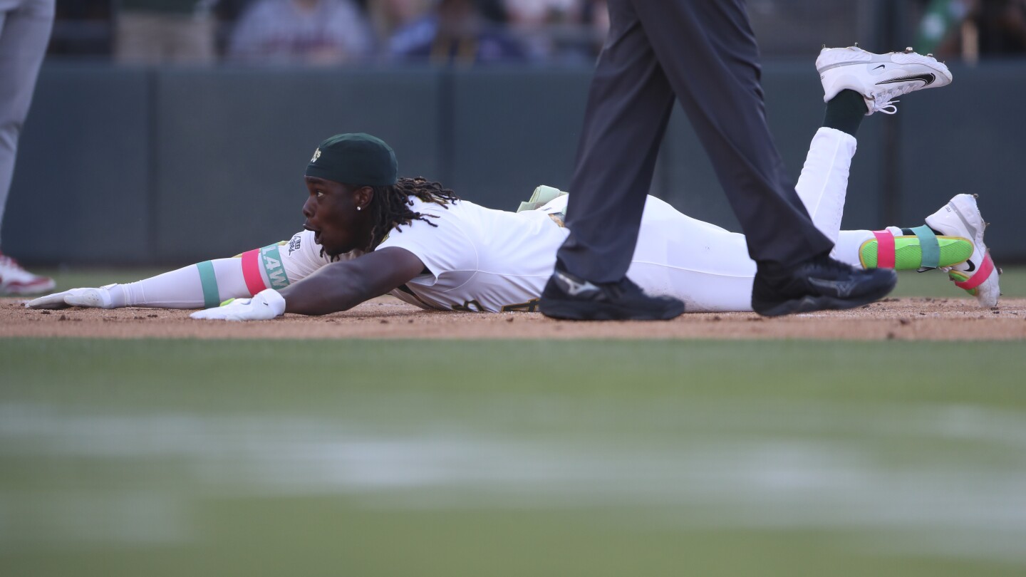 Lawrence Butler of A's hits rare leadoff inside-the-park homer