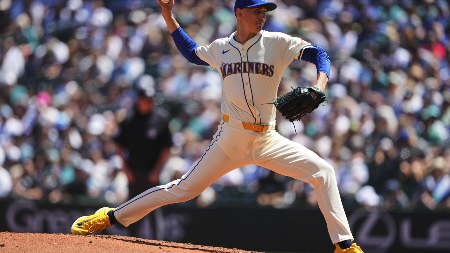 Mariners shut out Pirates for 3rd straight game, 1-0