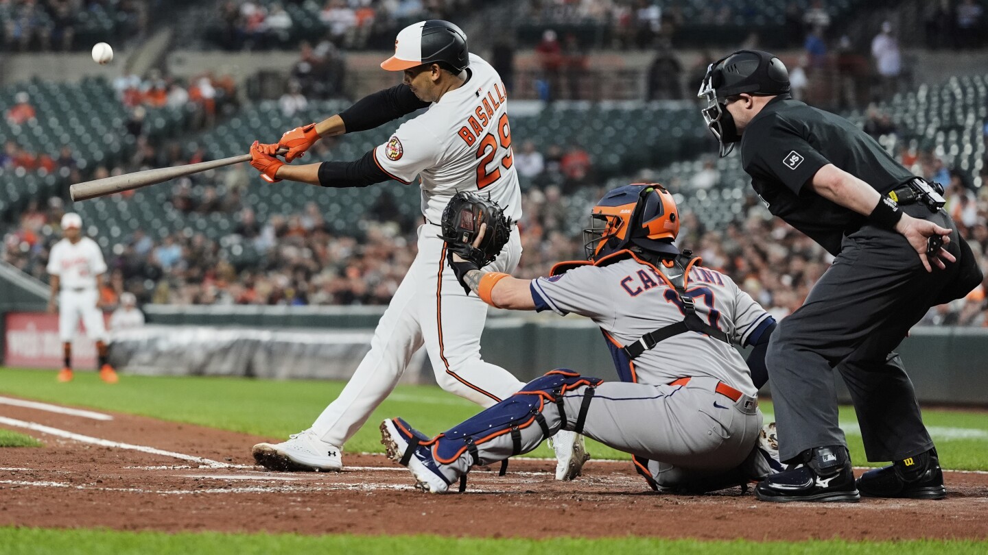 Orioles reach $67M, 8-year deal with C Samuel Basallo