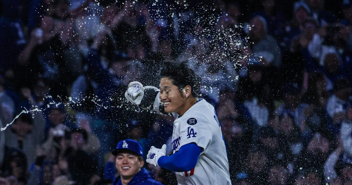 Shohei Ohtani hits walk-off homer, Dodgers improve to 8-0