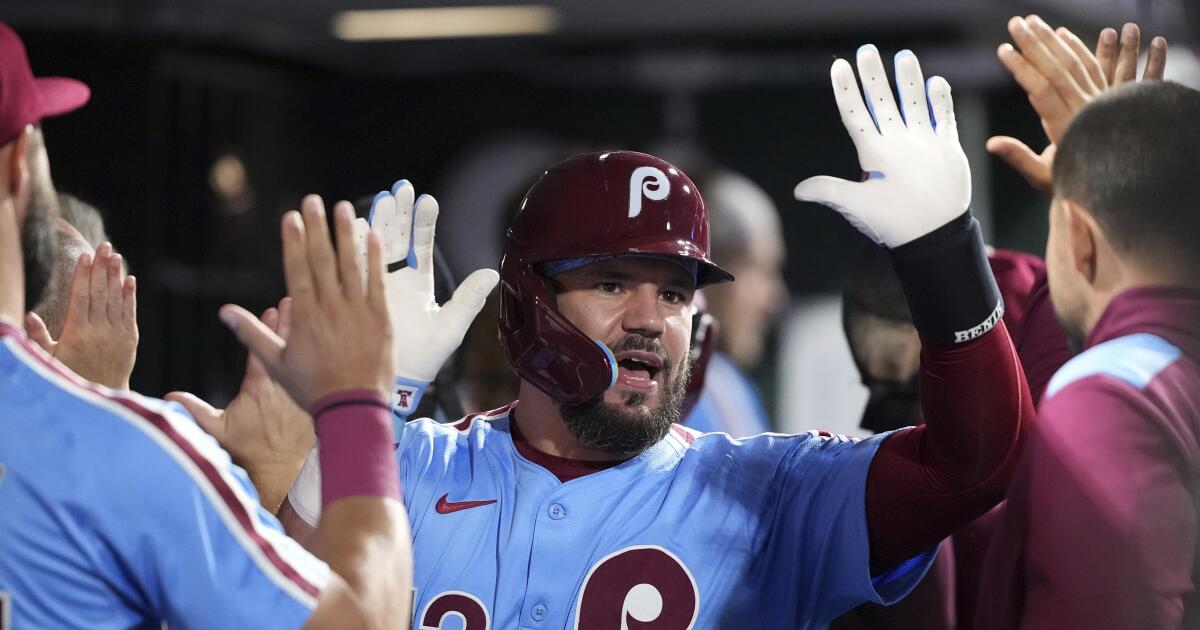 Philadelphia's Kyle Schwarber hits four home runs against Atlanta