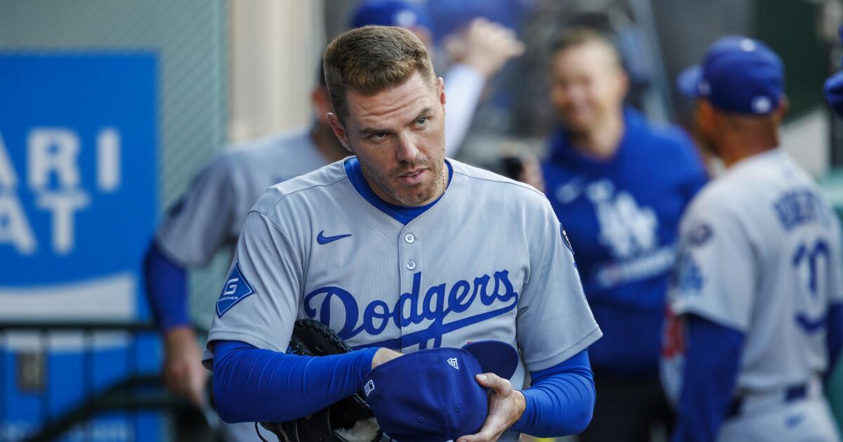 Letters to Sports: Dodgers can't hit, can't pitch, what can they do?