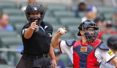 Jen Pawol praised after breaking MLB umpire gender barrier