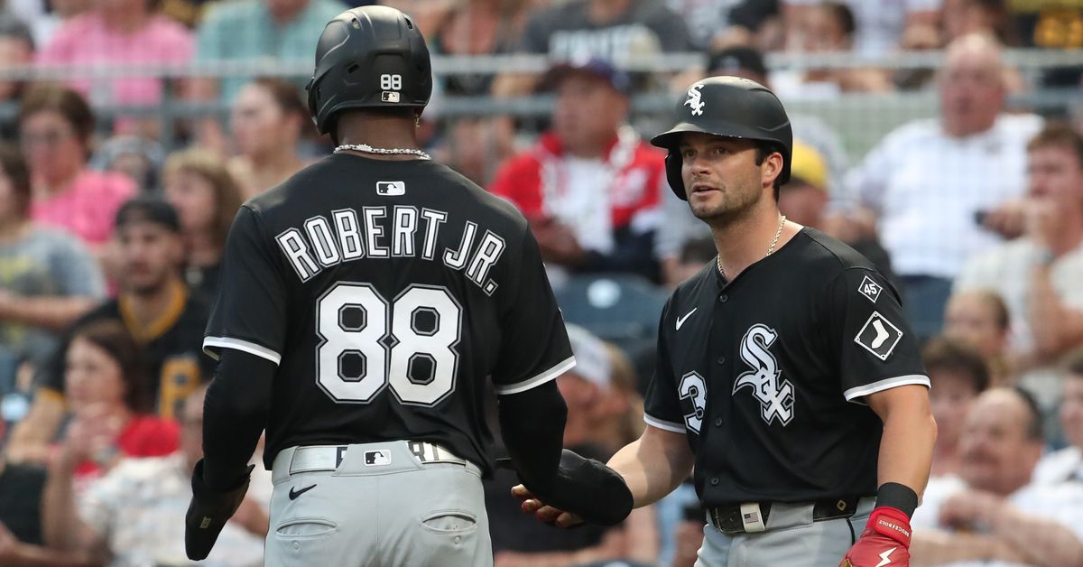 Chicago White Sox aim to expedite rebuild timeline with 2025 trade deadline decisions
