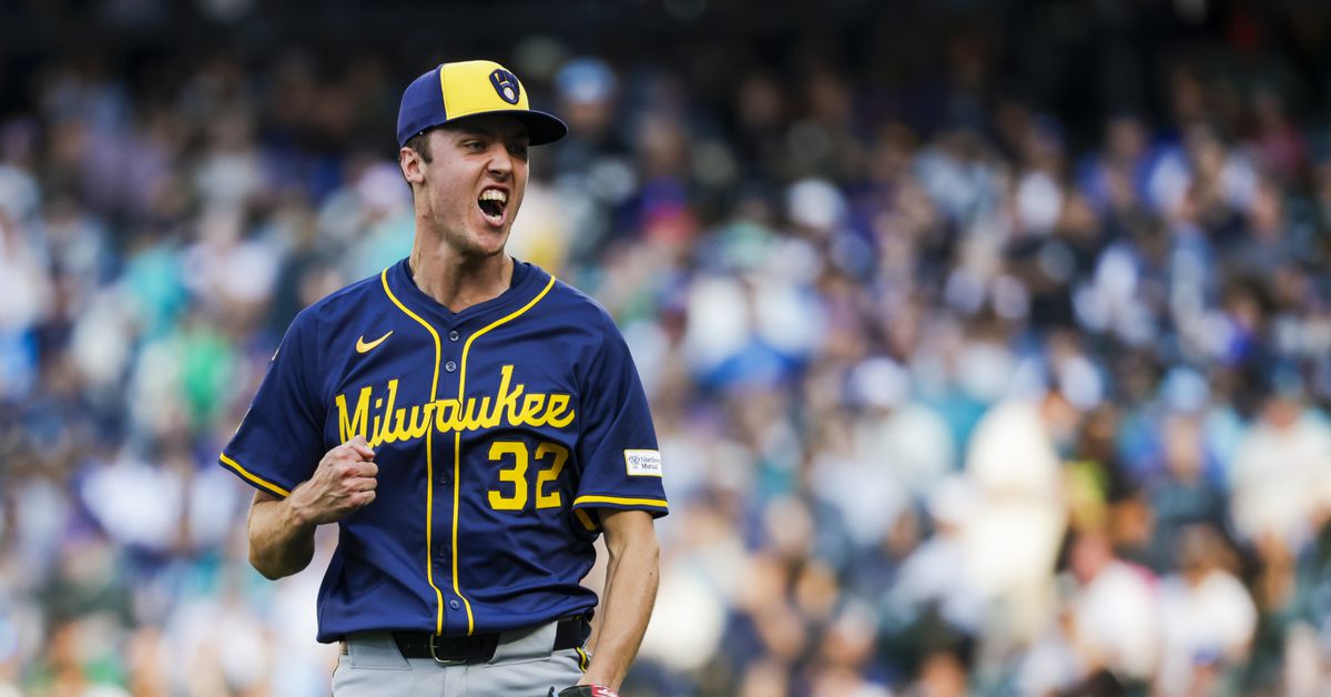 Jacob Misiorowski heads to injured list with leg injury, Logan Henderson recalled to start today