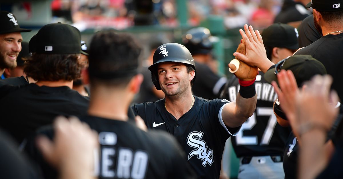 White Sox 6, Angels 3: South Siders go deep