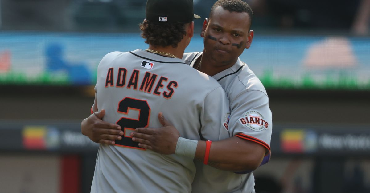 MLB final: Sunday Giants inspired by Saturday Mets in 12-4 win