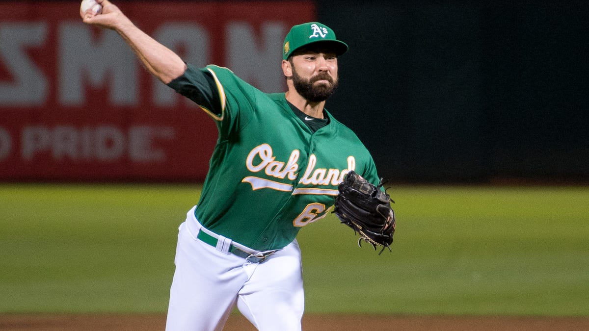 Phillies' Lou Trivino shuts down Mets in debut with team