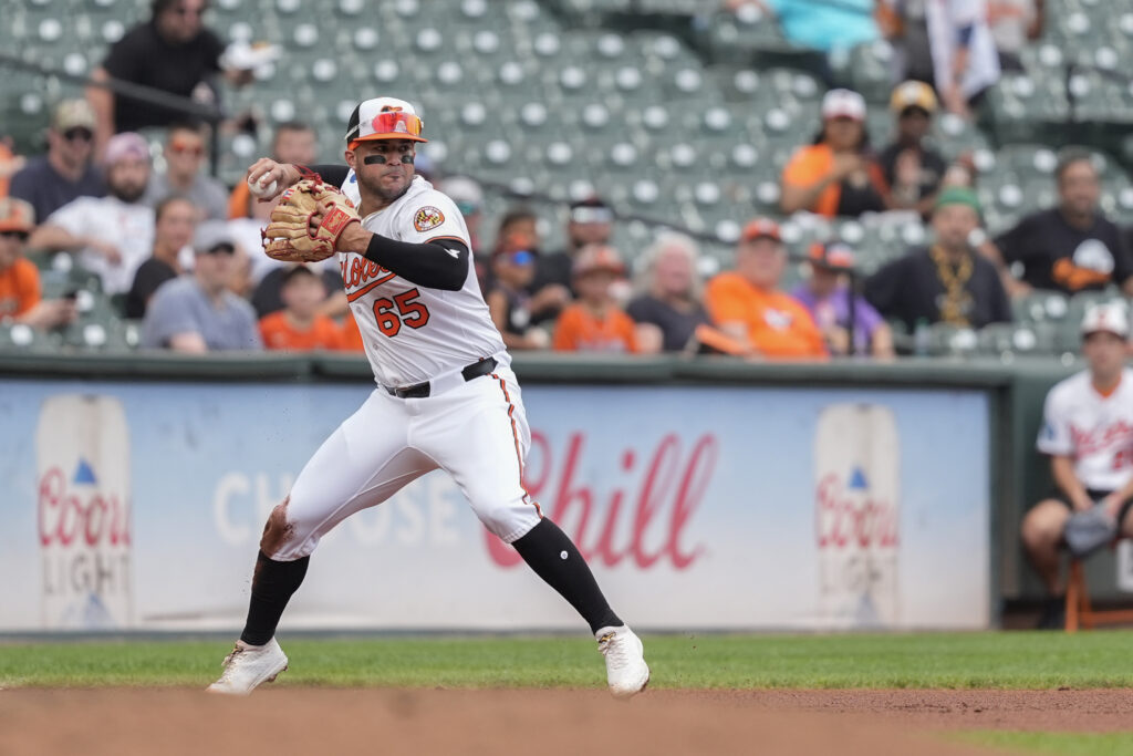 Orioles DFA Vimael Machin, Move Brandon Young To 60-Day IL