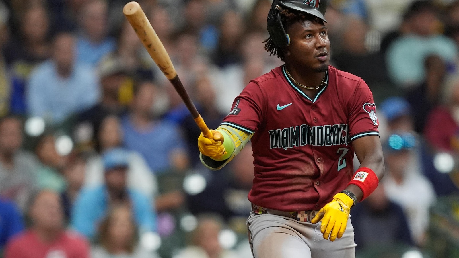 Alexander, Perdomo homer to help the Diamondbacks beat the Brewers, 3-2