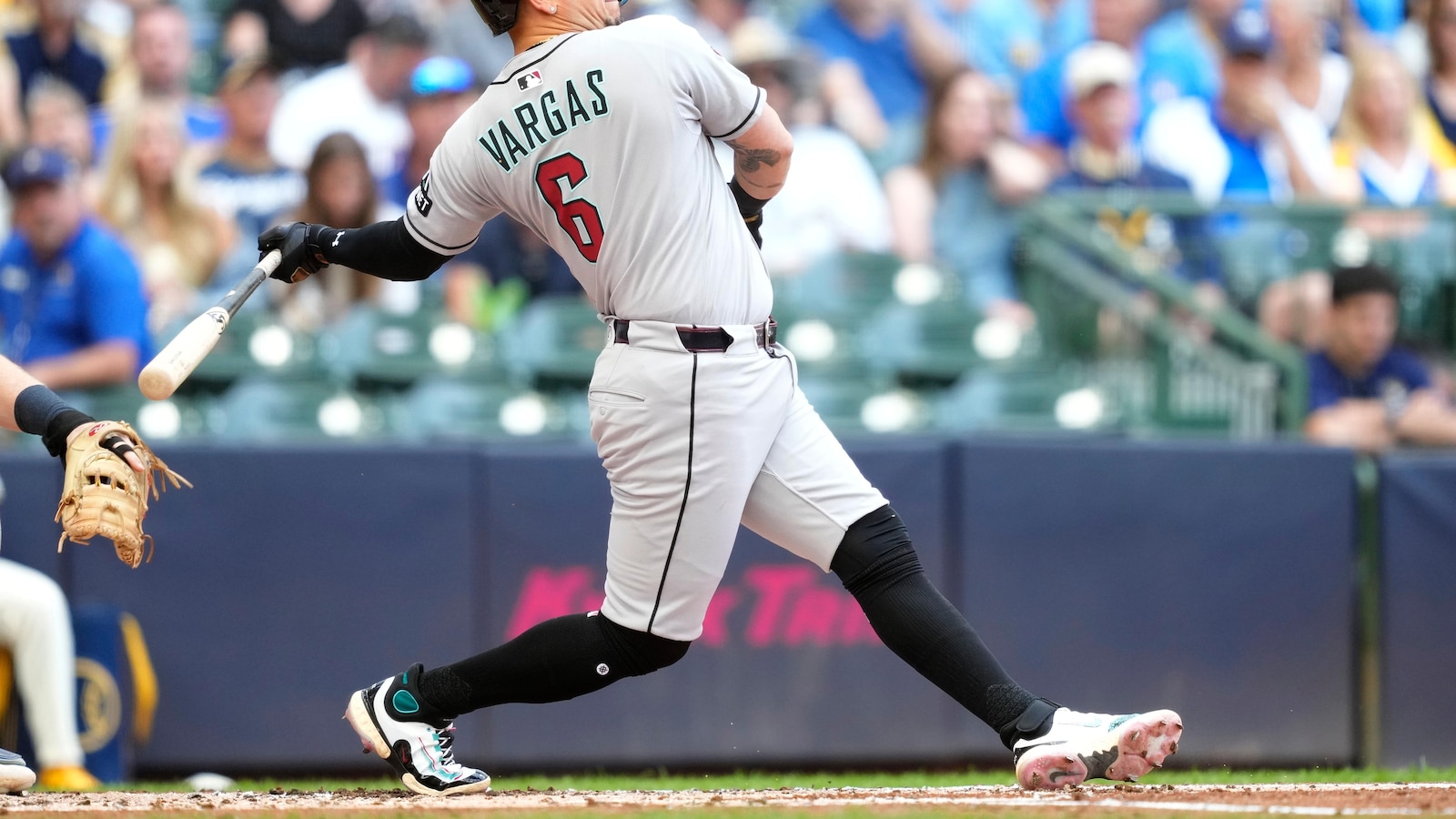 Diamondbacks rough up José Quintana and Brewers for 6-4 win