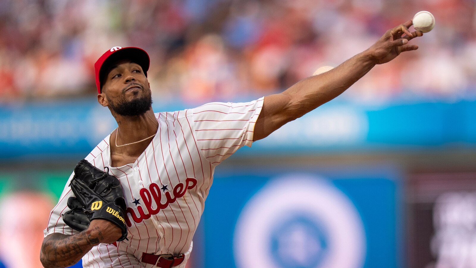 Cristopher Sánchez and Kyle Schwarber lead the Phillies past the Tigers 2-0