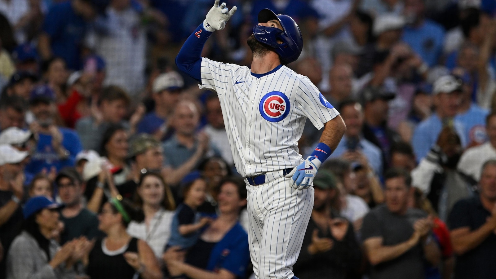 Friedl hits a tiebreaking single in the 7th inning as the Reds edge the Cubs 3-2