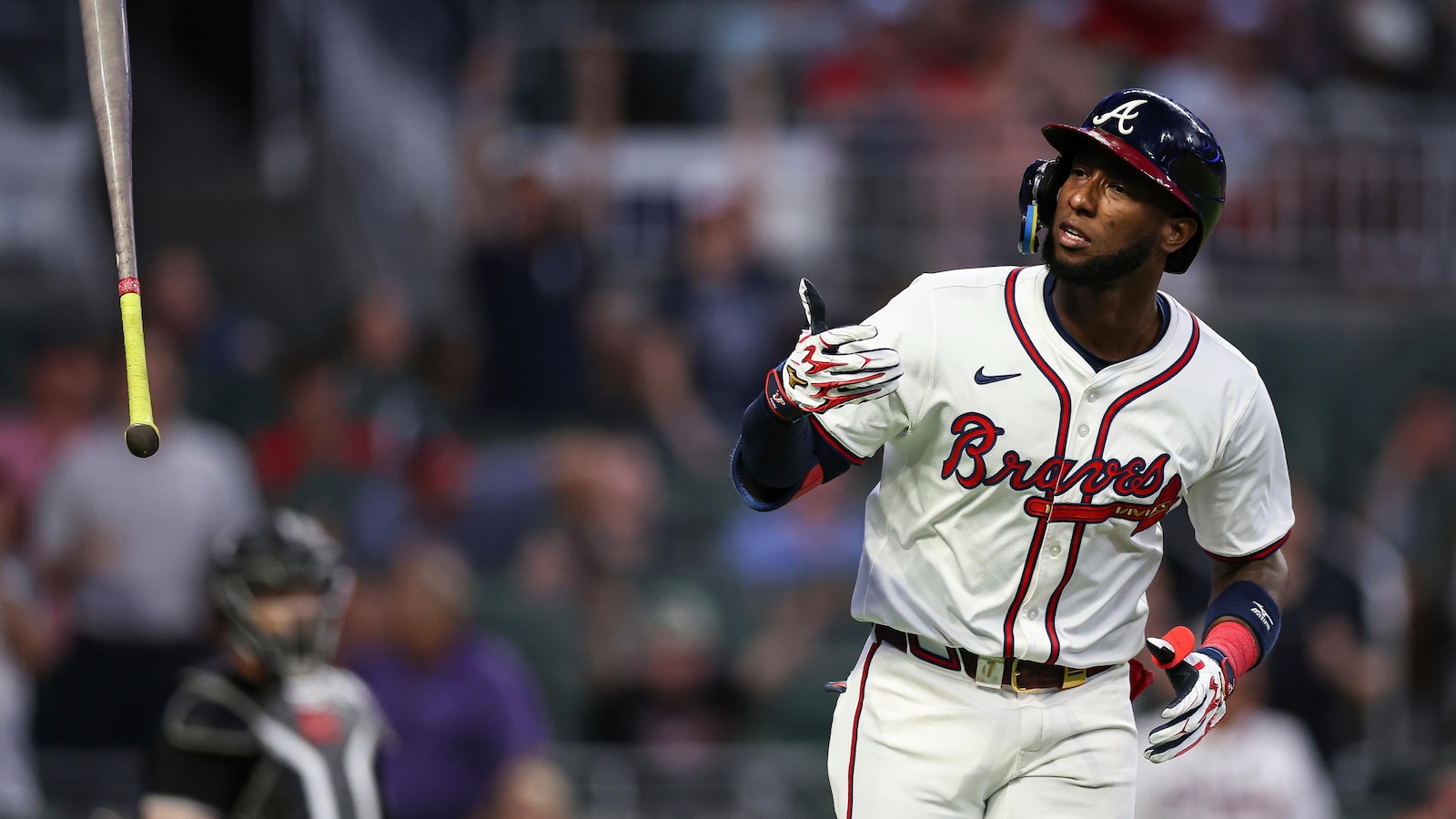 Baldwin's 2-run single in 8th caps 6-run comeback as Braves rally past White Sox 11-10