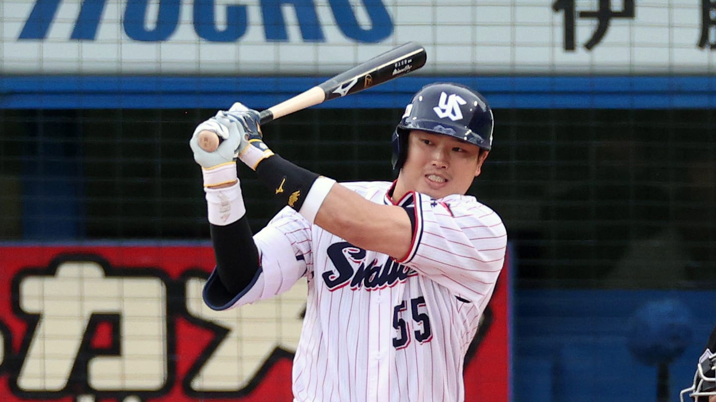 Yakult Swallows third baseman Munetaka Murakami
