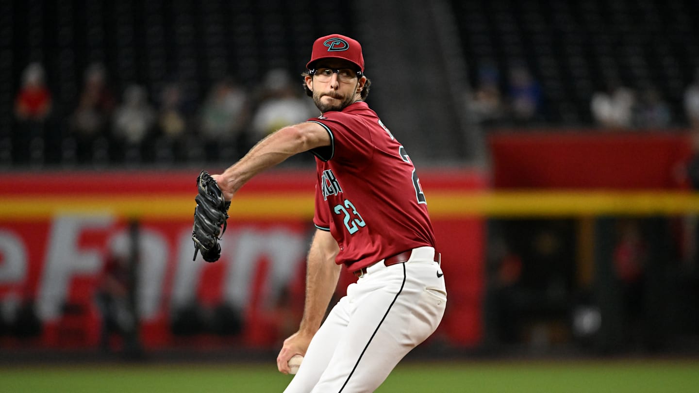 Texas Rangers v Arizona Diamondbacks