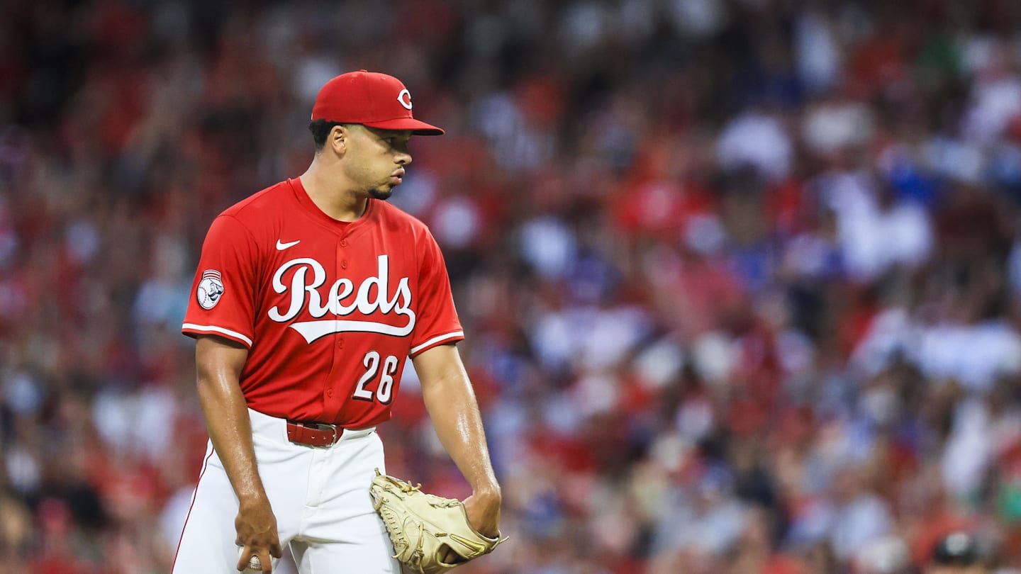 Cincinnati Reds Rookie Chase Burns Poised For Breakout Season in 2026