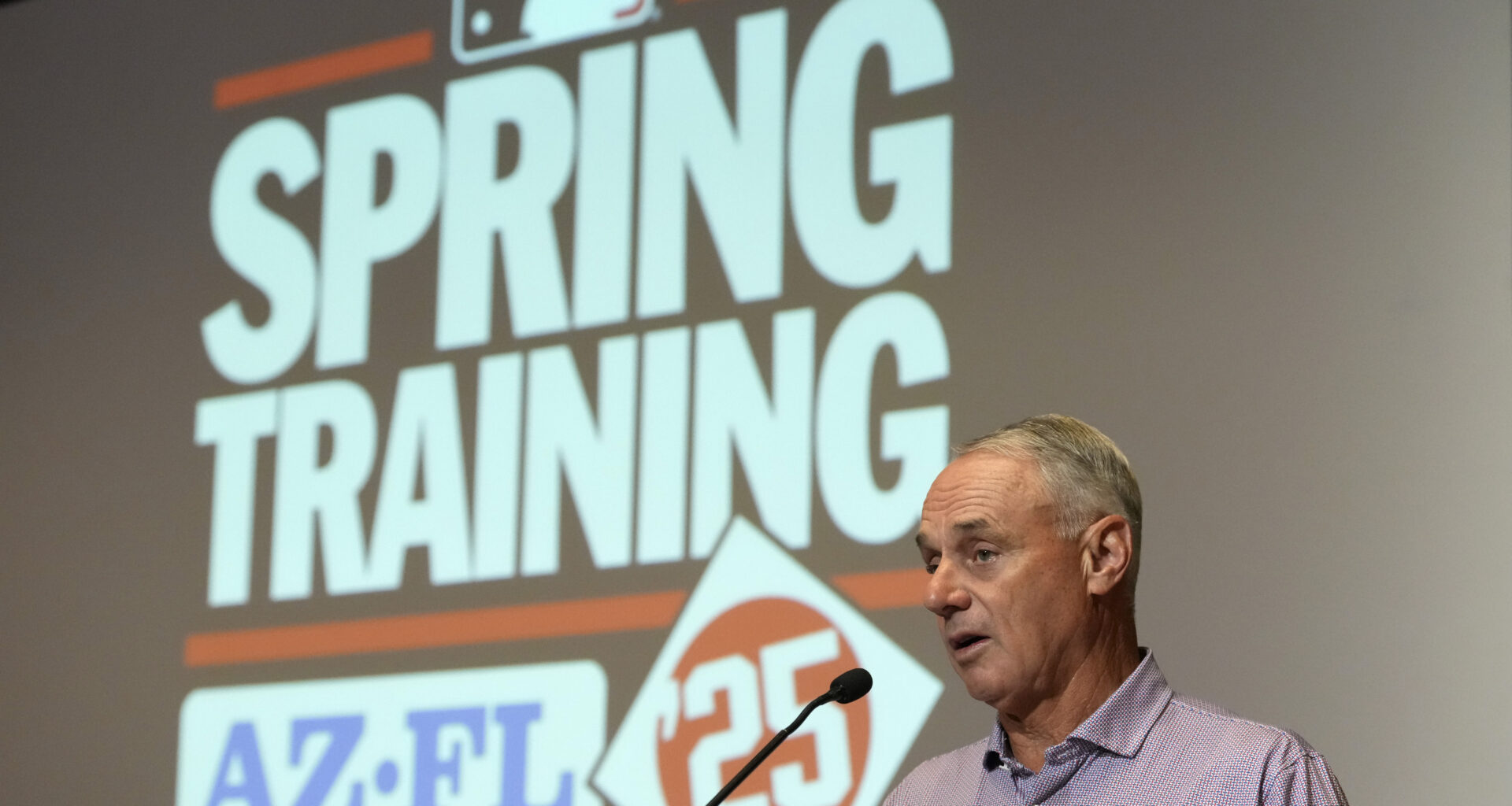 Manfred calls Athletics' new park in Sacramento charming but still expects to be in Vegas by 2028