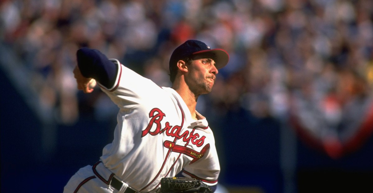 This Day in Braves History: John Smoltz notches his 50th save in 2002