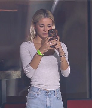 The former LSU gymnast frantically texted away