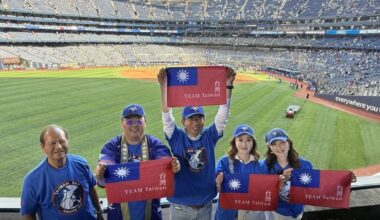 Taiwanese Canadians in Toronto host first 'Taiwan Day' with Blue Jays
