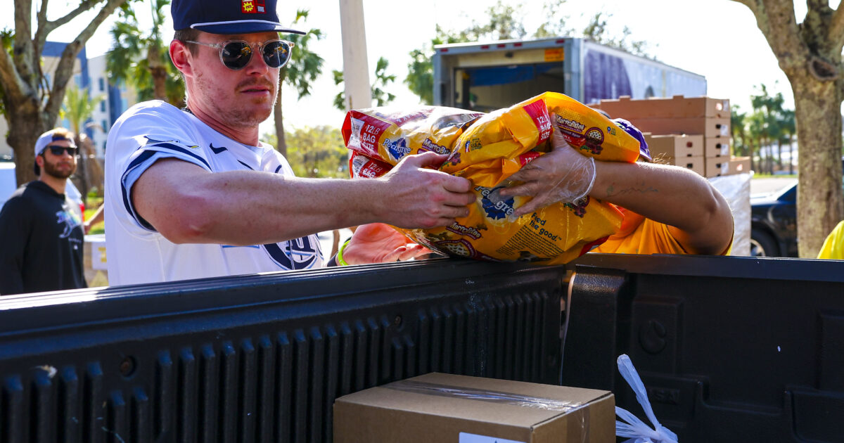 Pete Fairbanks is Rays’ nominee for Roberto Clemente Award • St Pete Catalyst