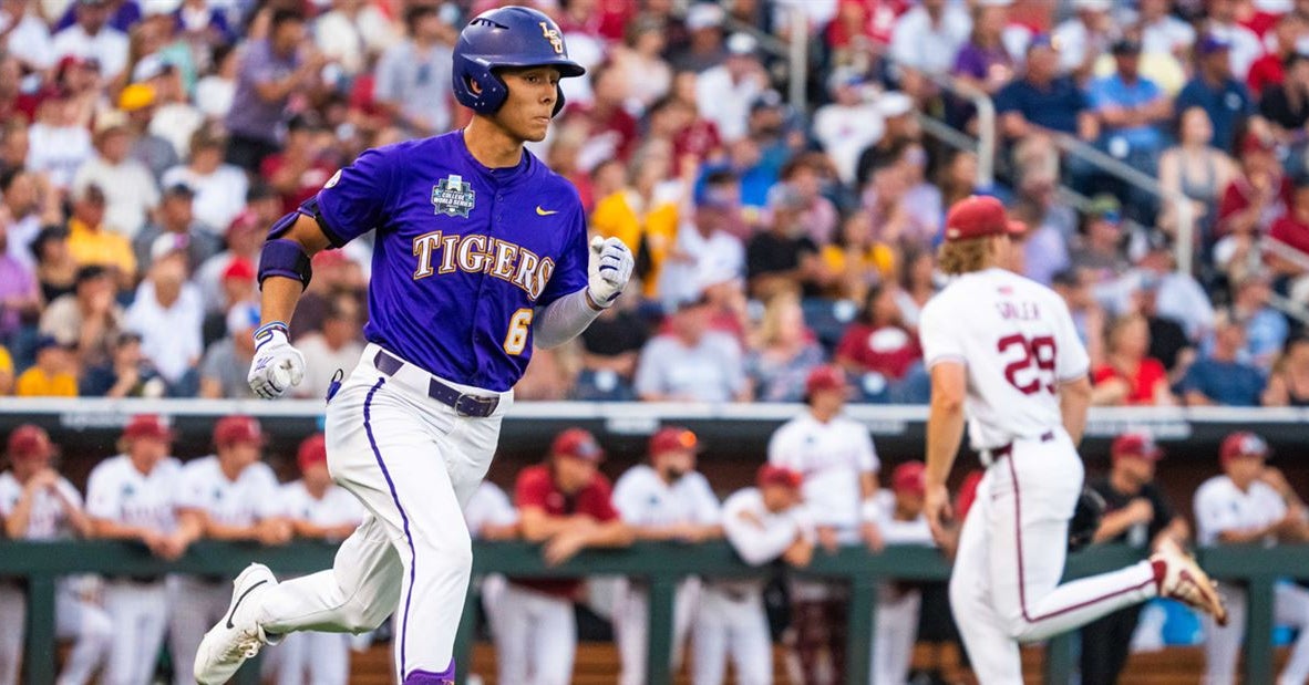 MLB Pipeline ranks Derek Curiel No. 5 ahead of 2026 draft