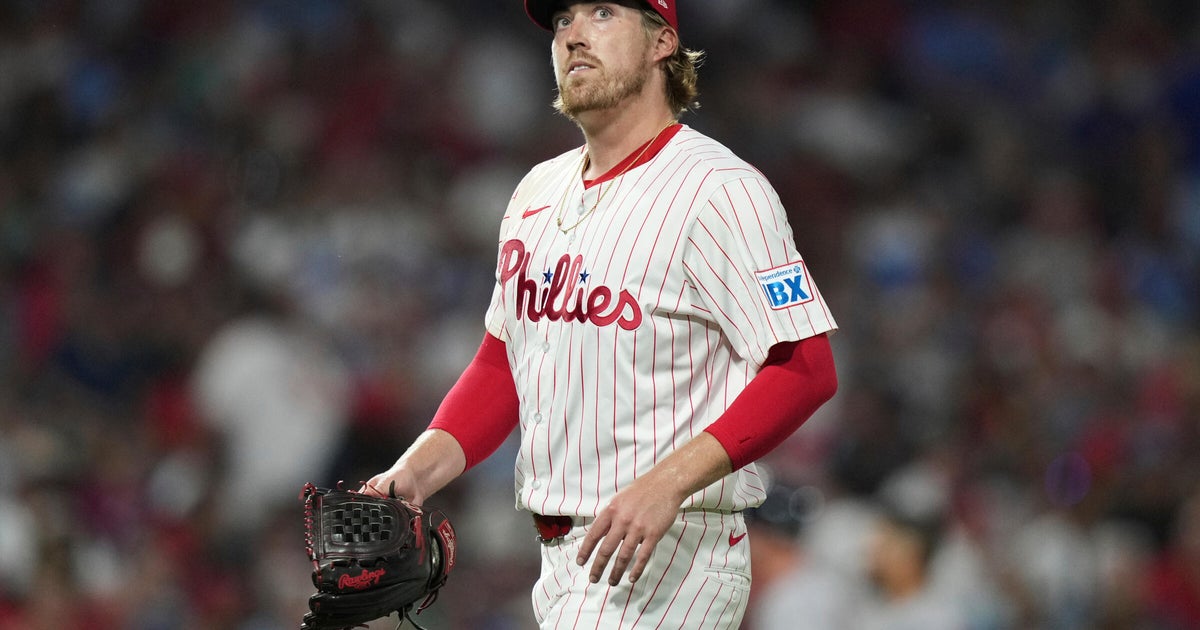 Philadelphia Phillies reliever Daniel Robert goes on injured list with forearm strain