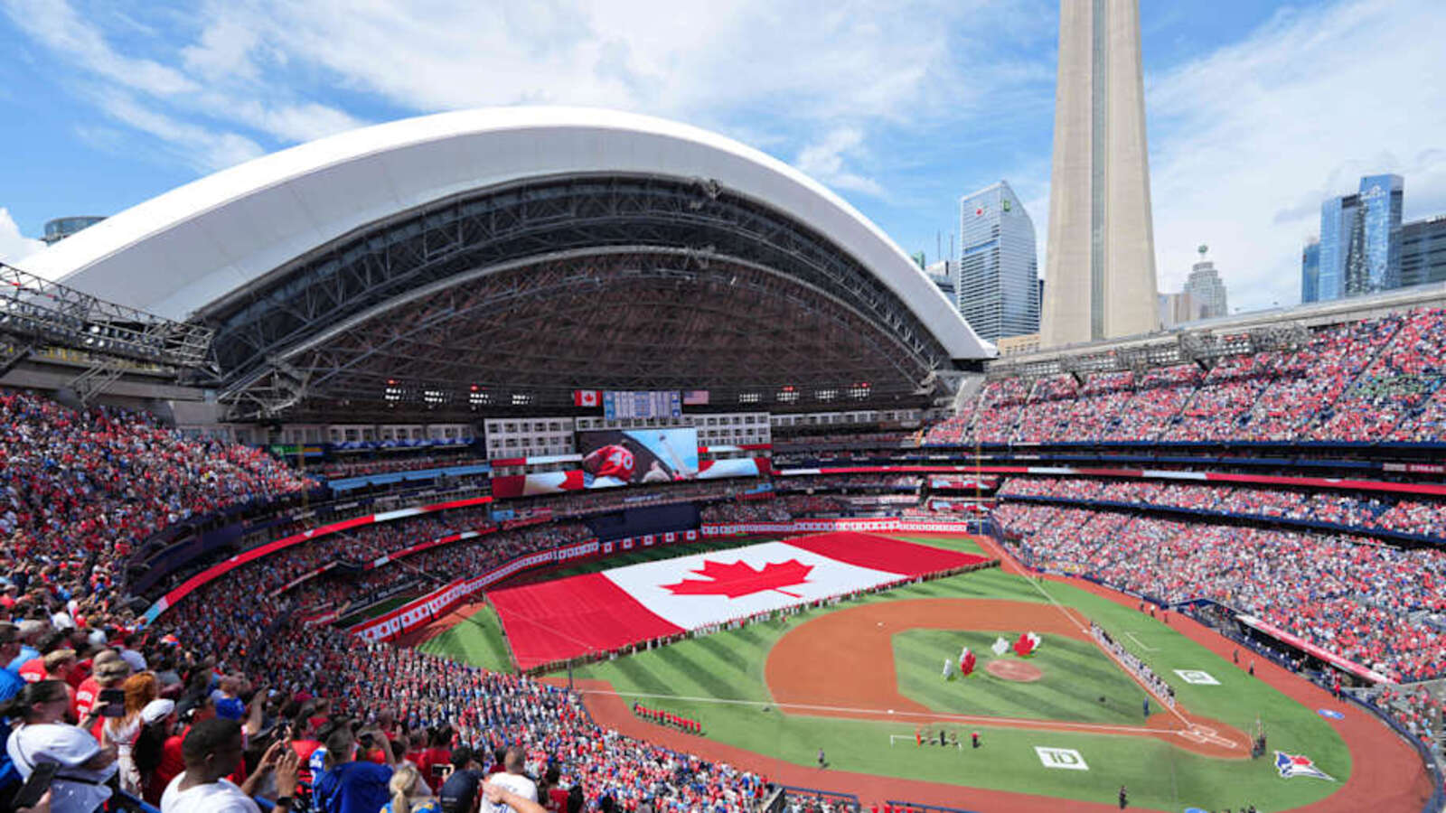 Blue Jays Superstar Has Red-Hot Bat Since Return From Scary Injury