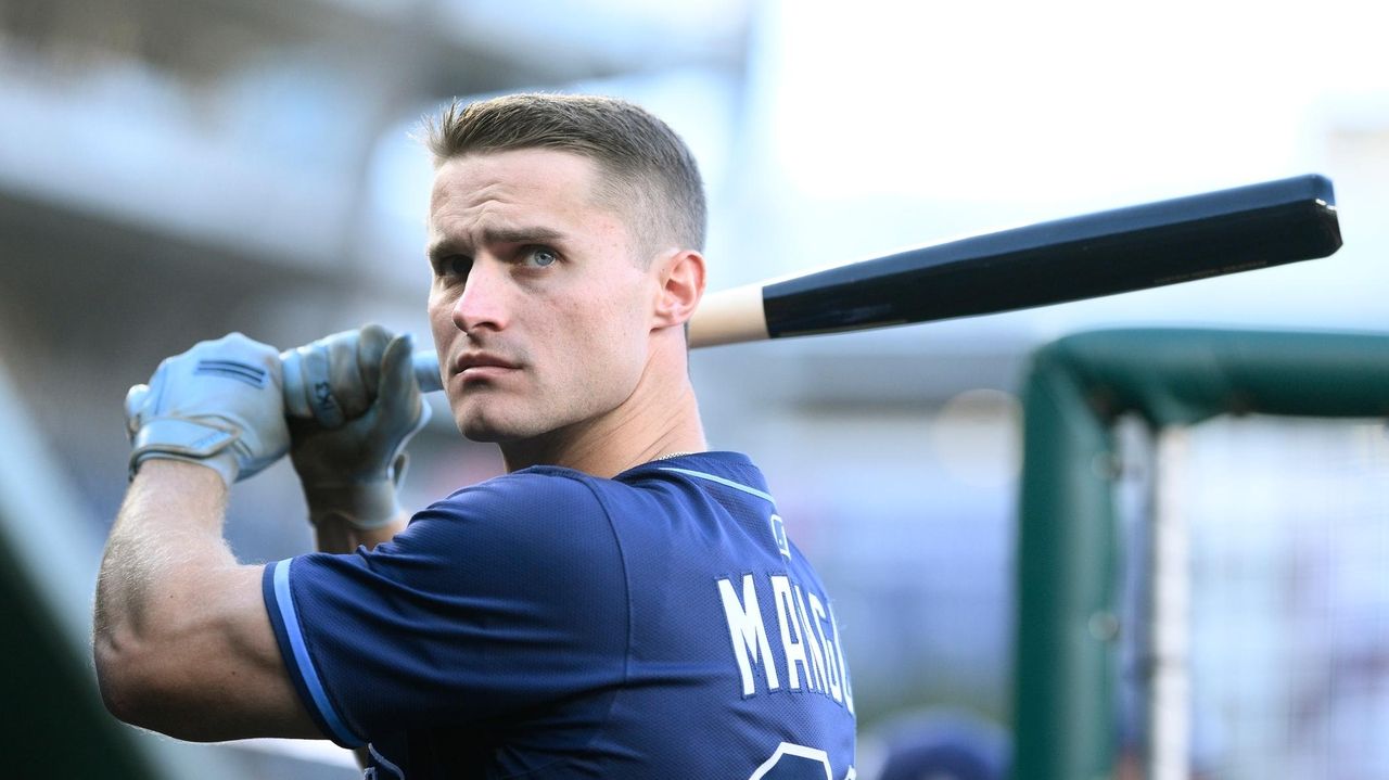 Rays rookie Jake Mangum relishes seeing father back at Soldier Field with former Bears teammates