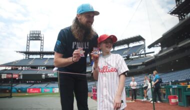 Phillies Matt Strahm, Brandon Marsh meet and sign merch for 8-year-old battling cancer
