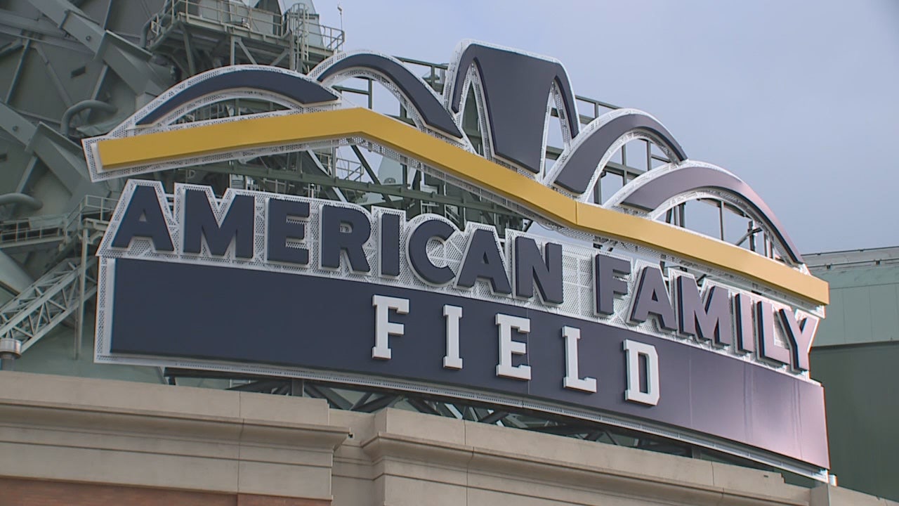 Brewers invite fans to Postseason Pocket Pancake Breakfast on Sept. 26