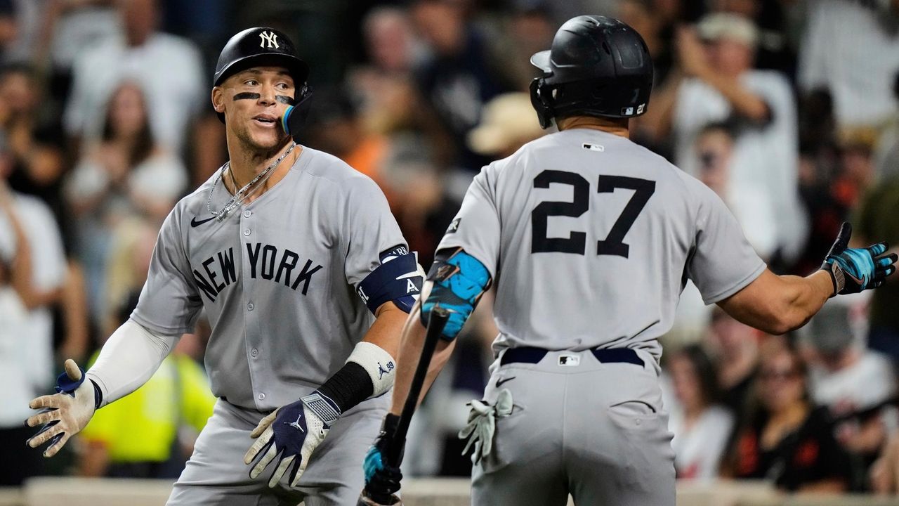 Yankees move within two games of Jays as Stanton hits 450th home run