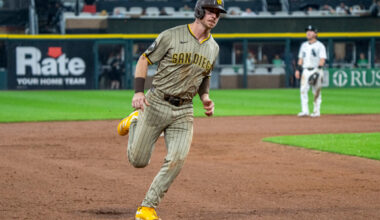 Bases-clearing double edges Padres closer to securing playoff spot