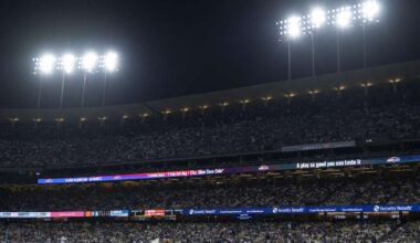 Dodgers become the 10th team in baseball history to draw 4 million fans in a season