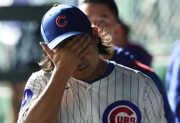 Cubs starting pitcher Shota Imanaga heads to the clubhouse after being taken out of the game in the sixth inning against the Mets at Wrigley Field on Sept. 25, 2025, in Chicago. (John J. Kim/Chicago Tribune)
