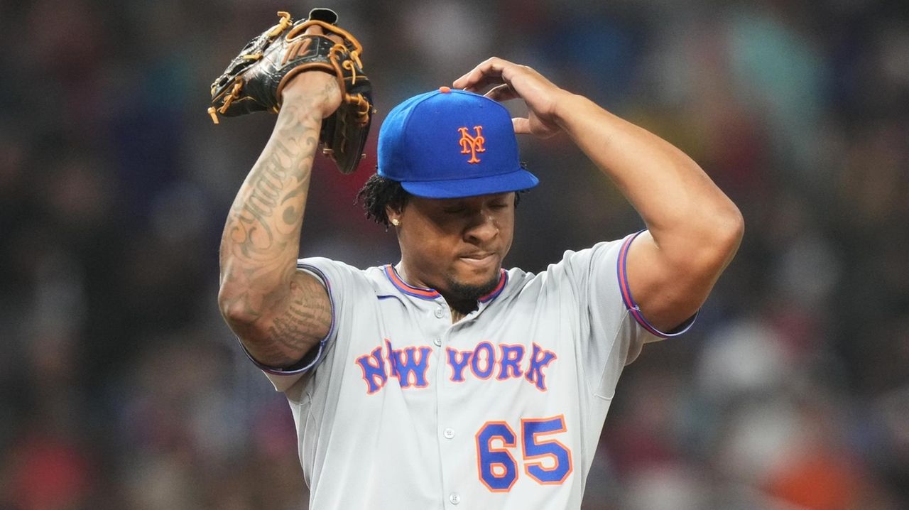 Mets implode in loss to Marlins, no longer control playoff destiny