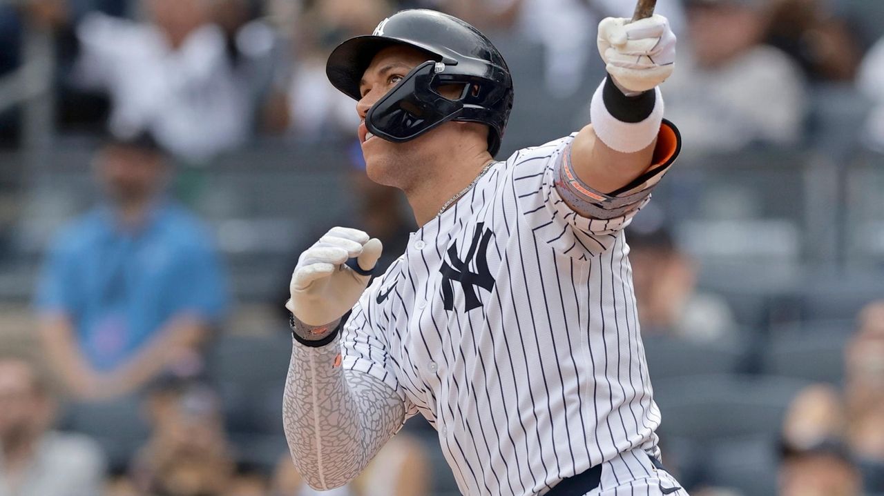 Yankees' Aaron Judge helps club win seventh straight, keep pace in AL East race