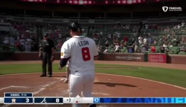 Albies drives in 3 and León homers in 1st start since 2023 as Braves beat Astros 8-3