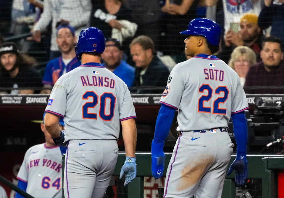 New York Mets first baseman Pete Alonso (20) and outfielder Juan Soto (22)© Mark J&period; Rebilas-Imagn Images