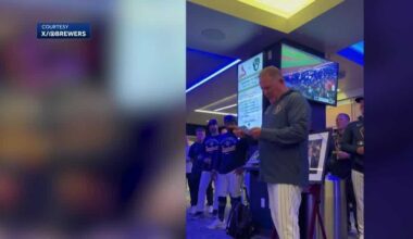 Brewers manager writes letter in Uecker's voice to celebrate playoff spot