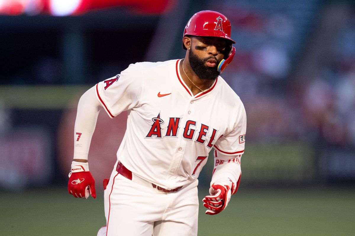 Los Angeles Angels outfielder Jo Adell (7) runs to third during the game against the Baltimore Orioles on Saturday, May 10, 2025, at Angel Stadium in Anaheim, CA. Los Angeles Angels outfielder Jo Adell (7) runs to third during the game against the Baltimore Orioles on Saturday, May 10, 2025, at Angel Stadium in Anaheim, CA.