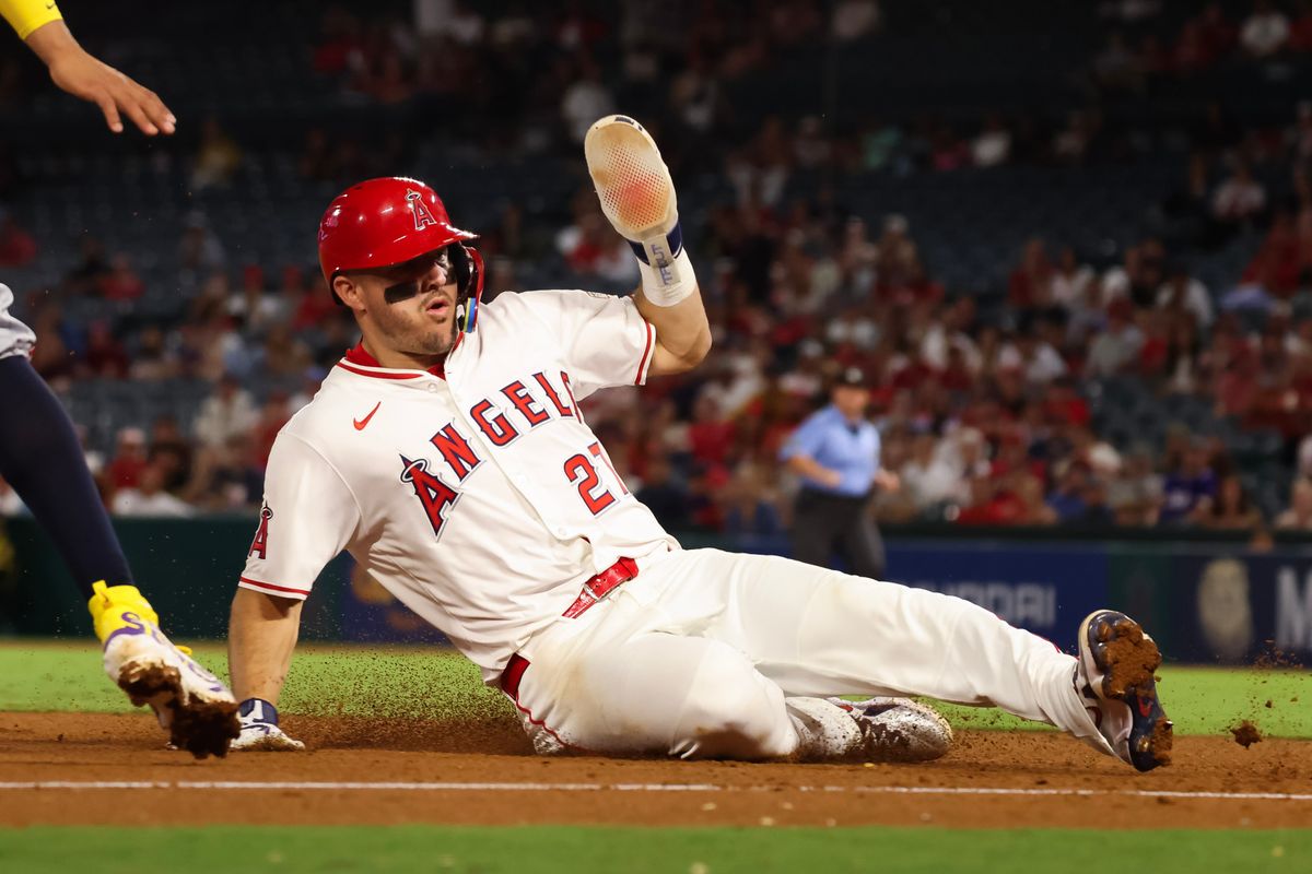 Los Angeles Angels outfielder Mike Trout (27) slides during the MLB game against the Minnesota Twins Monday September 8th, 2025 at Angel's Stadium in Anaheim, Calif.